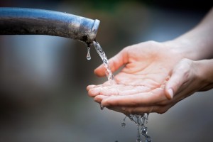 Händewaschen mit kaltem Wasser senkt Energiekosten